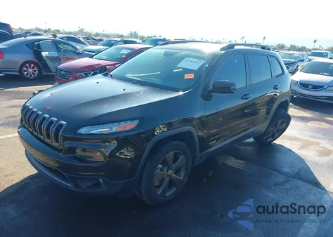 2016 Jeep Cherokee 75Th Anniversary z USA, uszkodzony, nr VIN 1C4PJMCB7GW235048